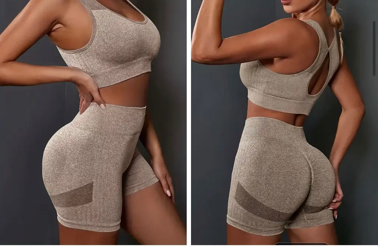 Ženski seamless sportski set – udobnost koja oblikuje